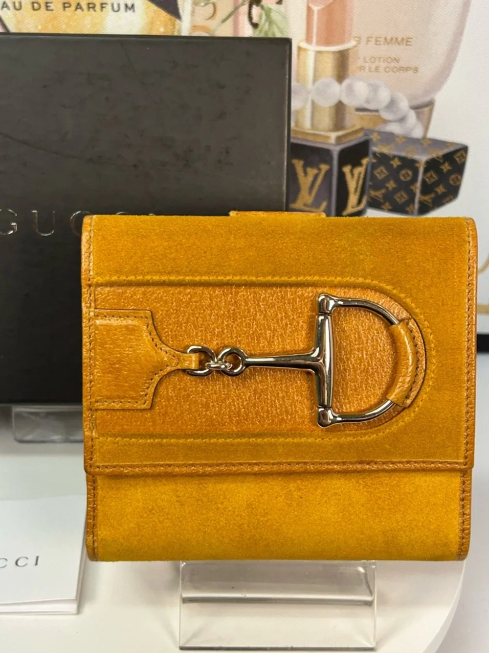 GUCCI Horsebit Suede/Leather Bifold Wallet 😍💛 - Picture 9 of 17